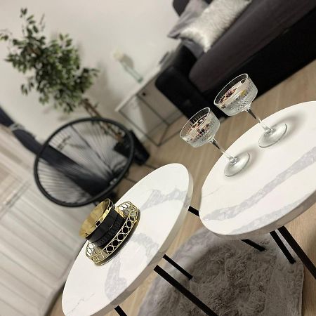 Apartman Gold Maris Apartment Karlovac Luaran gambar